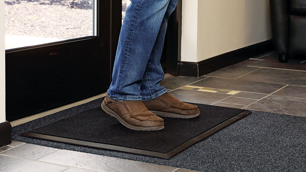 New Pig Shoe Disinfectant Mat San201 5f22cdfc8f610