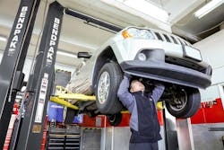 1 2post Lift 5f4d6961bc993 1 2post Lift 5f4d6961bc993