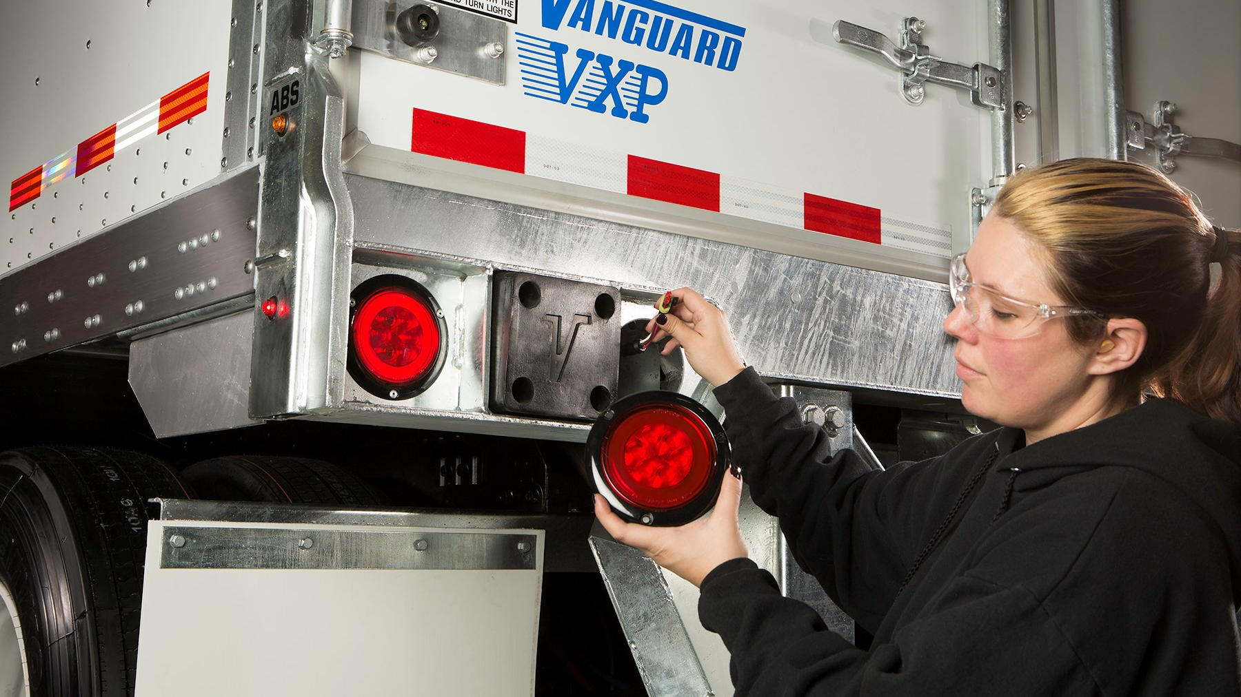 Optronics1 60887e0bbe188