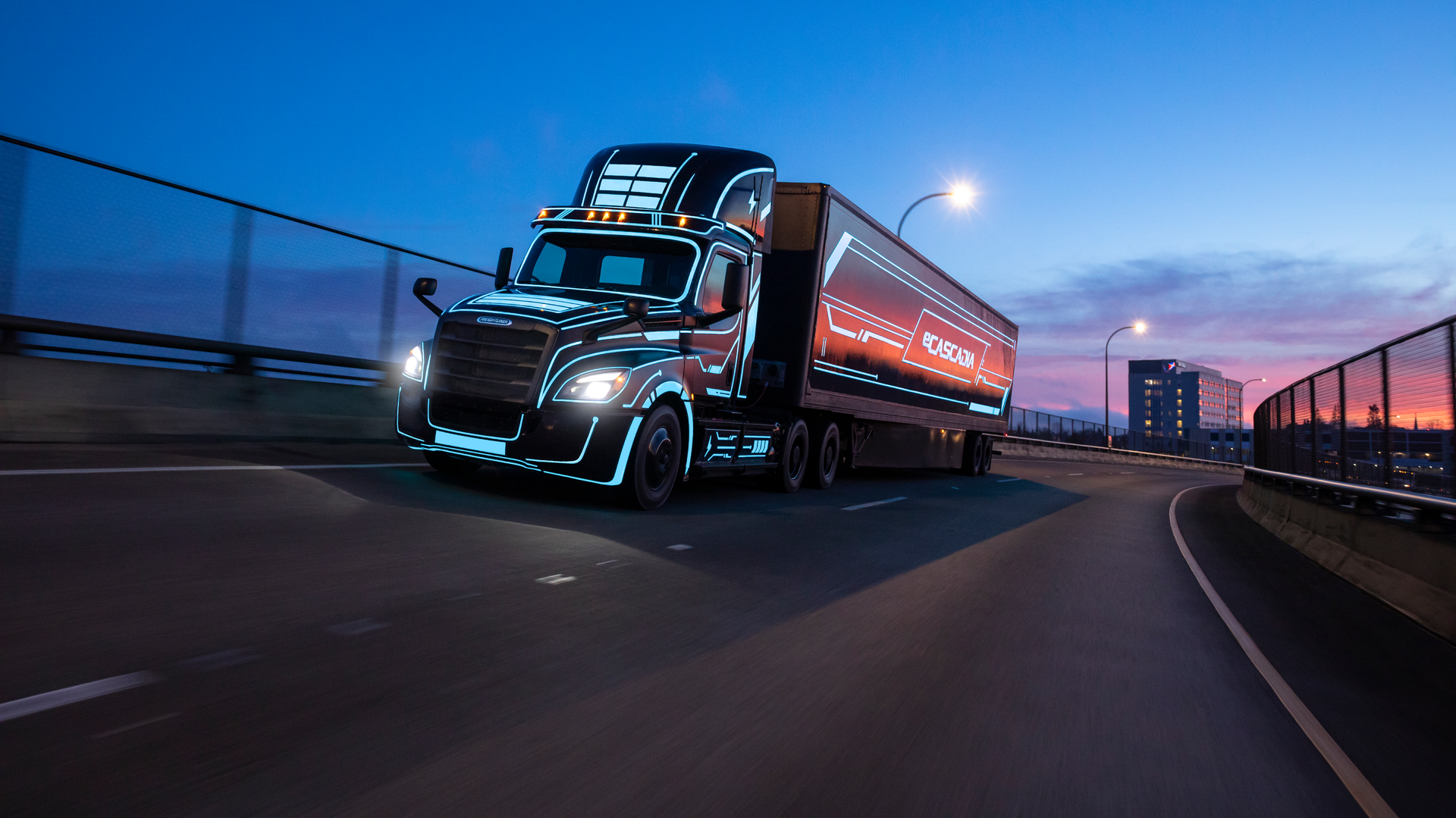 Freightliner eCascadia