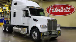 Peterbilt Model 567 Ultra Loft #1