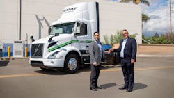 Volvo Trucks Penske Vnr Electric Key Handover 60bf697b55c9f 60bf8041aafa4 Volvo Trucks Penske Vnr Electric Key Handover 60bf697b55c9f 60bf8041aafa4
