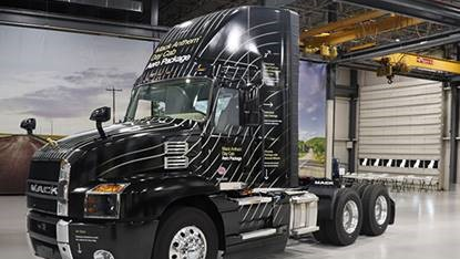 Mack Fairing 60c768889358f