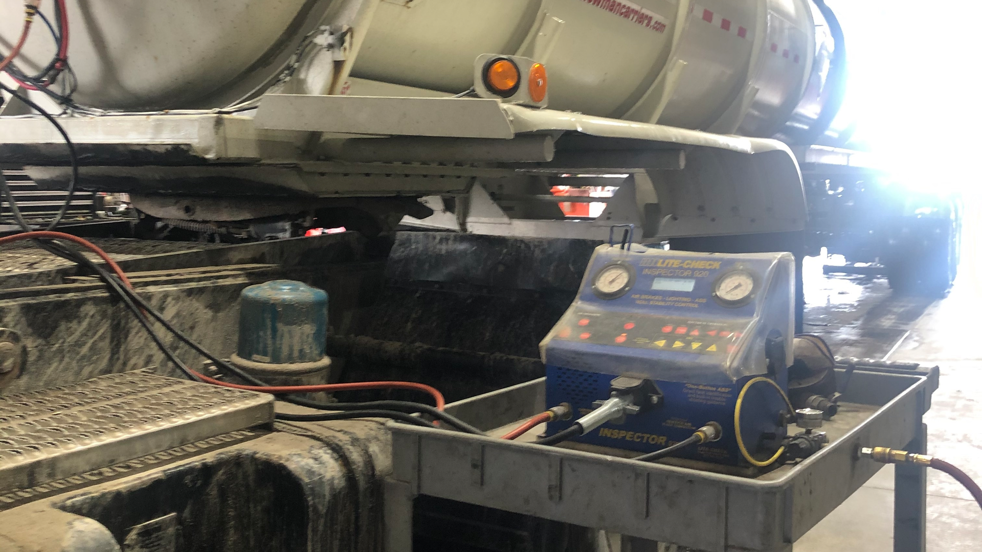 Newman Carriers hauls a variety of liquid chemicals to manufacturing plants and water treatment facilities in the U.S., Canada, and Mexico. From two terminals, the company fields 75 Freightliner New Cascadia and Kenworth tractors and 156 Tremcar, Polar, and Brenner tankers.
