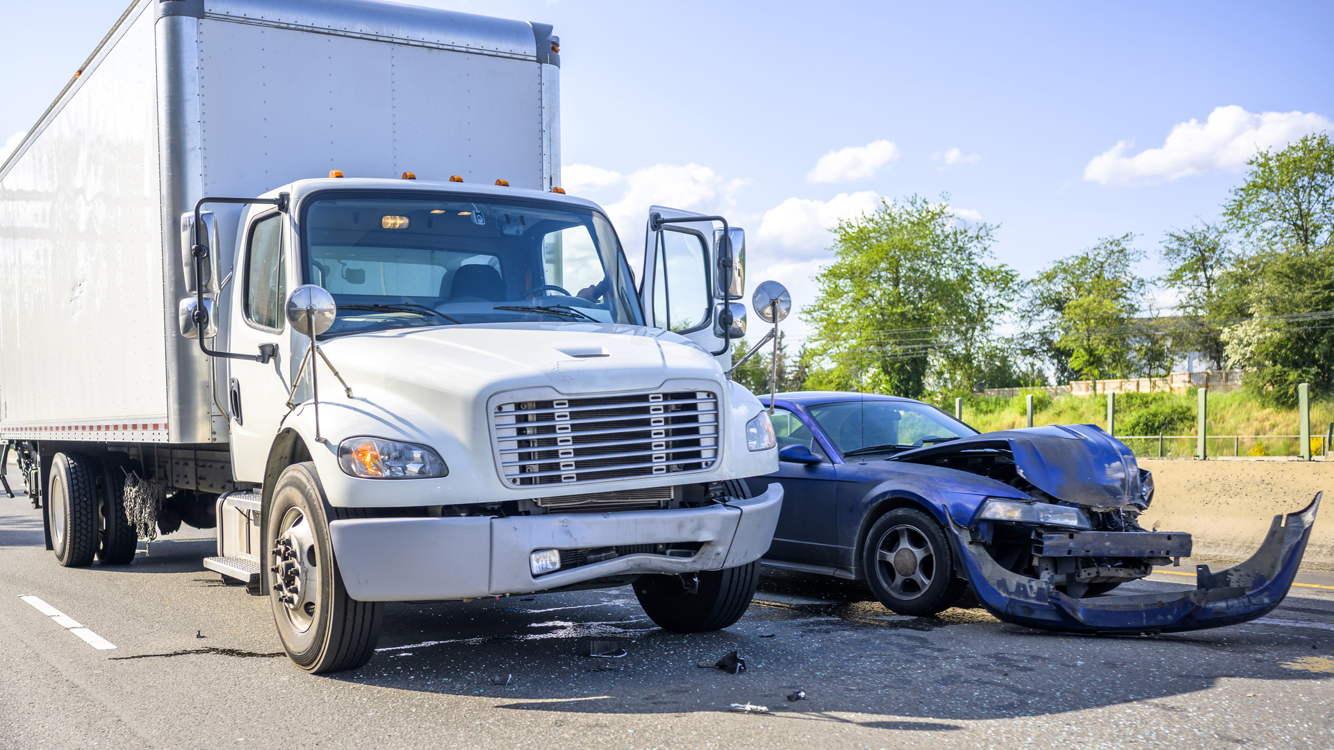 Box Truck Sedan Crash Vitpho Dreamstime 60dc6fb60da05 60ddcb6f5862d