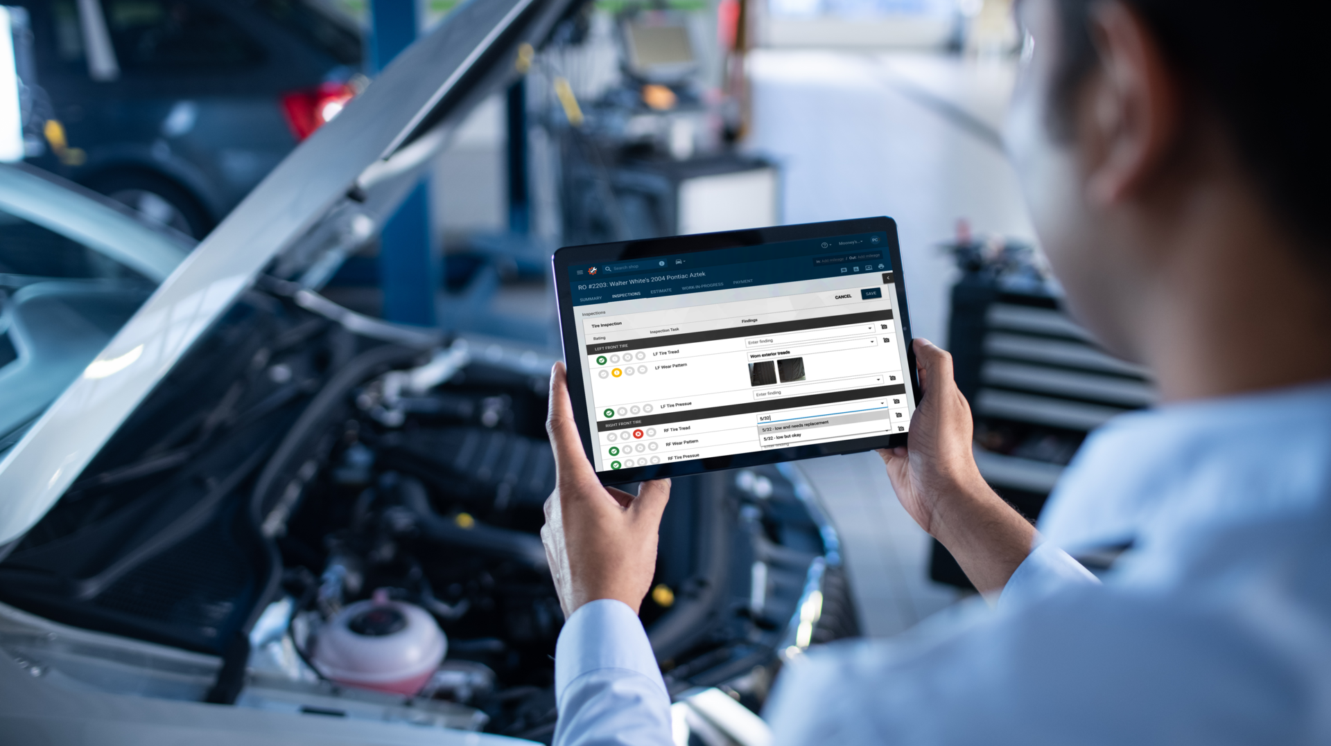 Photo Car+person+device