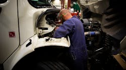 Gordon technicians use DTNA's Express WriteUp to have enough info at the onset to compete jobs quickly and efficiently. Gordon technicians use DTNA's Express WriteUp to have enough info at the onset to compete jobs quickly and efficiently.