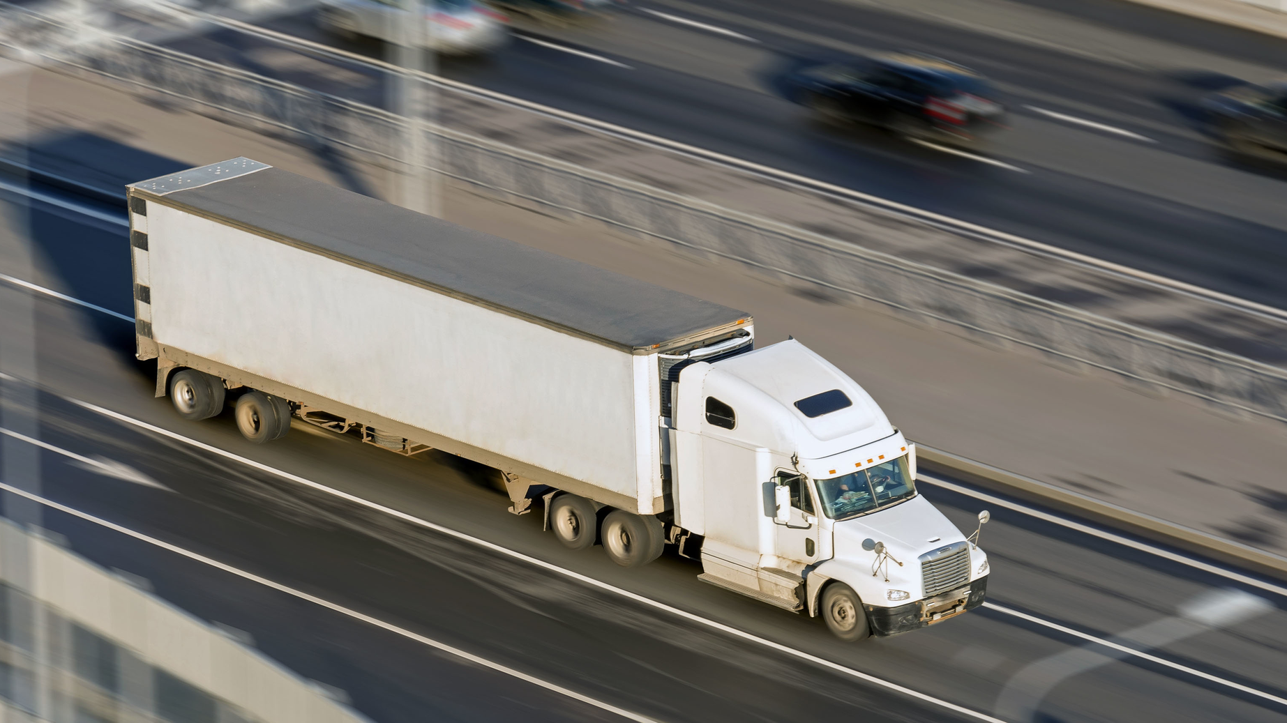 Semi Trailer Dezzor Dreamstime 611ac31910f75