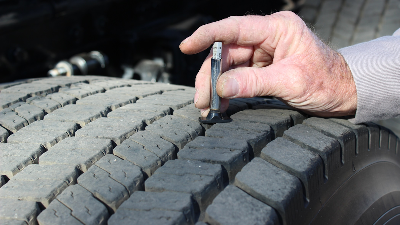 Manual gauges get the job done, but with a tire pressure monitoring system, a fleet manager can ensure each unit&apos;s tires are rolling within an acceptable pressure range in real time.