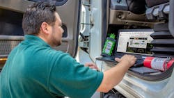 Ricardo 3 5fcf9f9e71314 6183eee851e19 Ricardo 3 5fcf9f9e71314 6183eee851e19