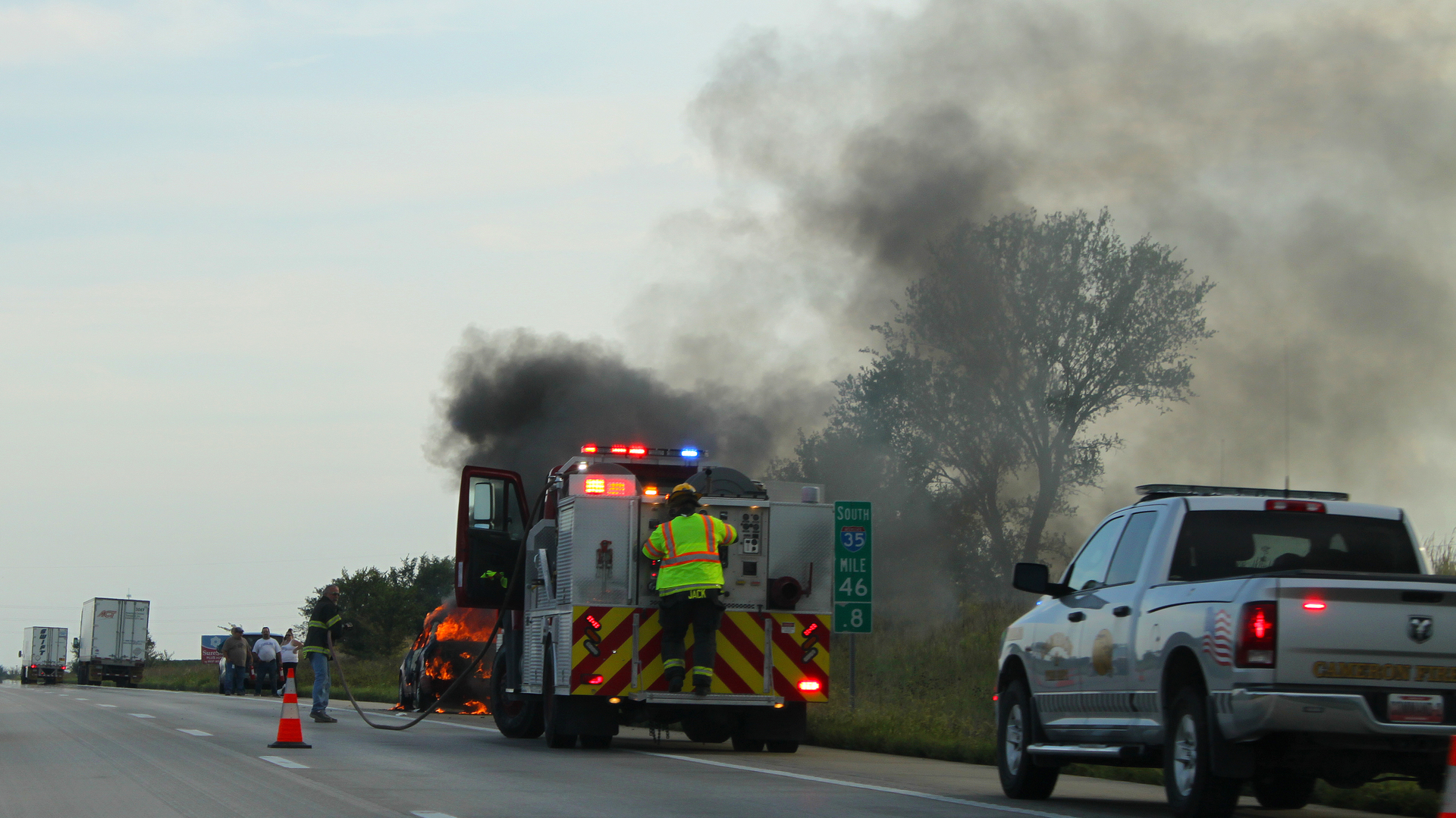 Highway First Responders 161614315 Rebekah Zemansky Dreamstime 618991c908681