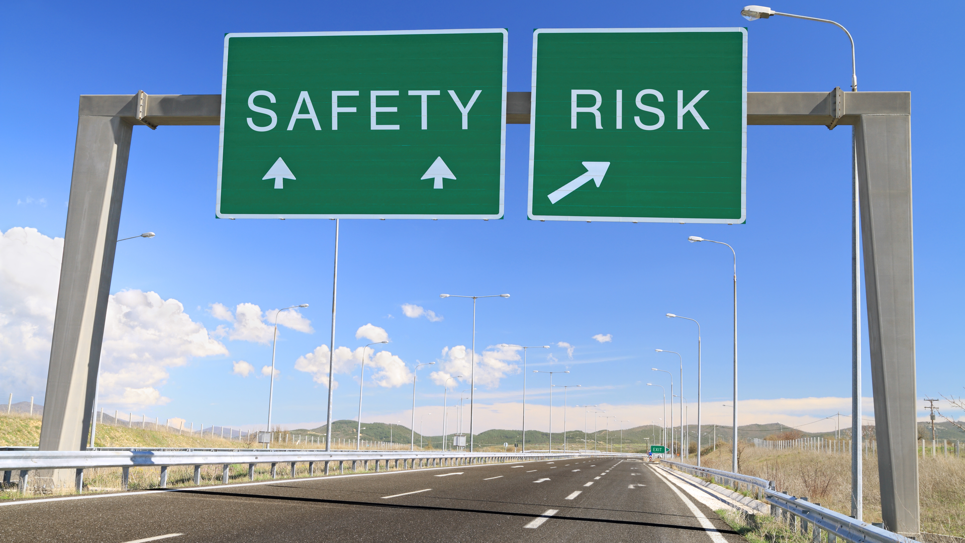 Highway Safety 32718131 Kanvag Dreamstime 619bbbb082bde 61a54f4652aa9