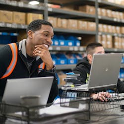 Virtual parts specialists waiting to jump in to assist online customers. Virtual parts specialists waiting to jump in to assist online customers.