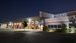 Nacarato Truck Centers Night Nacarato Truck Centers Night