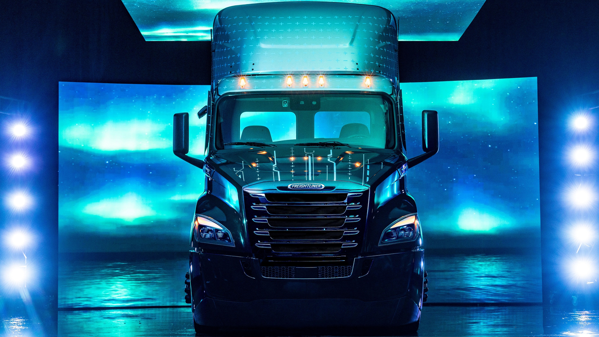 Dtna Freightliner E Cascadia
