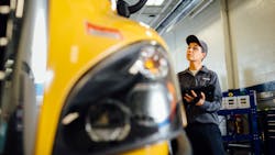 Penske Maintenance Tablet Stock Image 1 60c8a6240f476 628c1735a51b4 628f9c04069c3 Penske Maintenance Tablet Stock Image 1 60c8a6240f476 628c1735a51b4 628f9c04069c3