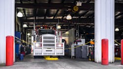 Dreamstime Truck Repair Vitpho 177079551 62815a6bbaad3 62826b0e77b1b Dreamstime Truck Repair Vitpho 177079551 62815a6bbaad3 62826b0e77b1b