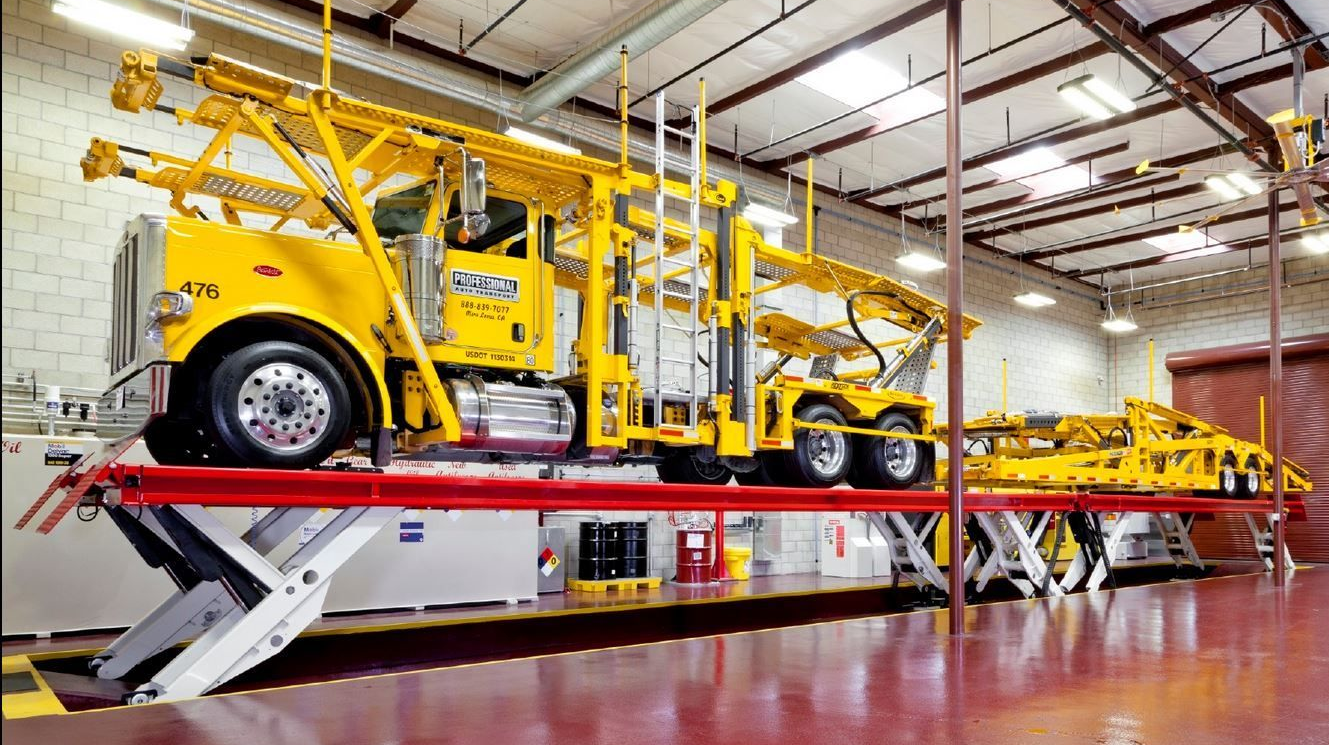 60 Tandem Skylift Transporter Truck