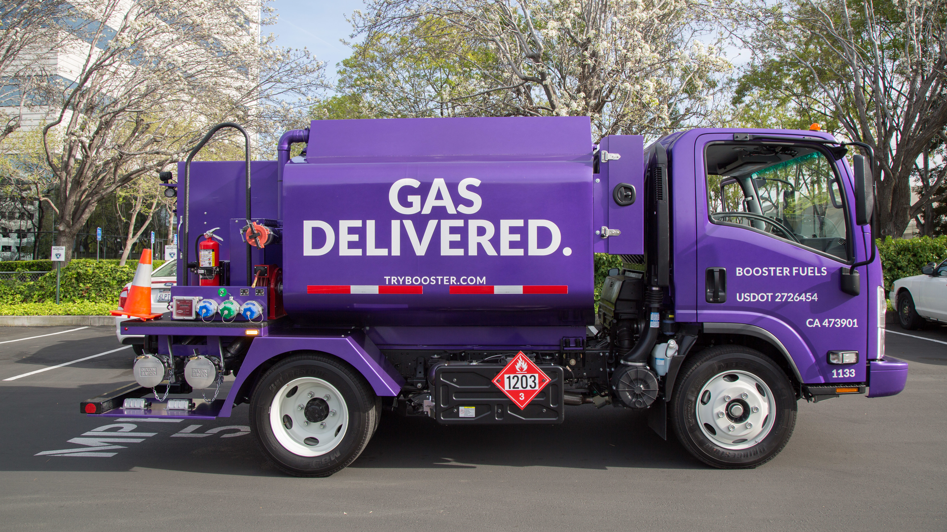 Booster Purple Tanker 6318c37fbc121