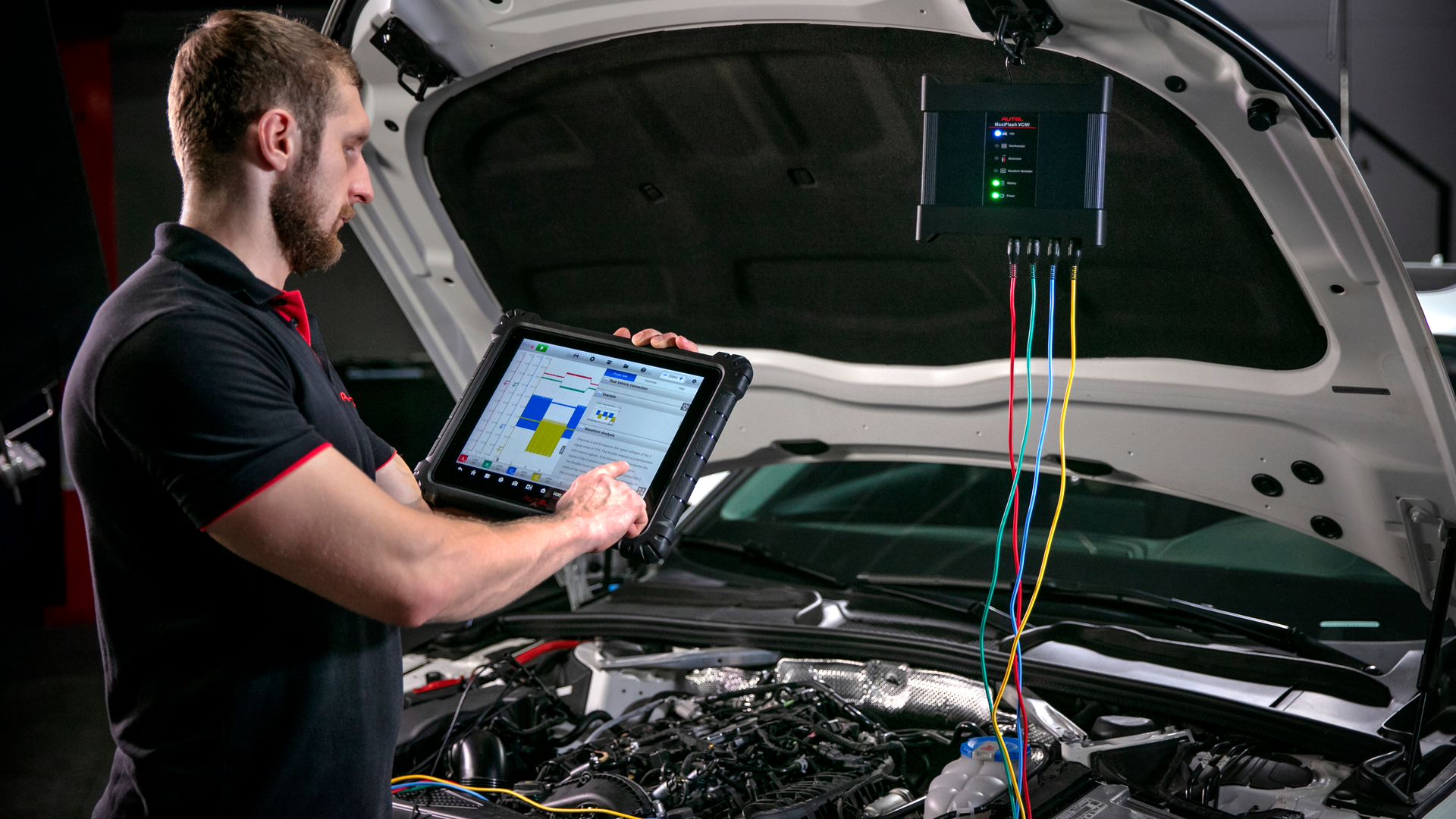 Maxi Sys Ultra Vcmi In Use 1 631b71a69d514