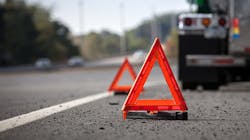 How To Place Emergency Triangles 62faa31d41b5b 63179d189144b 631a057ac2c59 How To Place Emergency Triangles 62faa31d41b5b 63179d189144b 631a057ac2c59