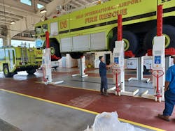 The maintenance department at the State of Hawaii Airport Fire Department prefers mobile column lifts, as they can be configured for each type of vehicle in the fleet and at various service bays. The maintenance department at the State of Hawaii Airport Fire Department prefers mobile column lifts, as they can be configured for each type of vehicle in the fleet and at various service bays.