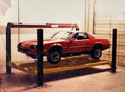 As muffler shops were trying to diversify their services, BendPak introduced this four-post lift with a wheels-free design around 1986 to facilitate wheel and tire repair. As muffler shops were trying to diversify their services, BendPak introduced this four-post lift with a wheels-free design around 1986 to facilitate wheel and tire repair.