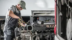 Hd Diesel Mantenance 198136871 Dreamstime