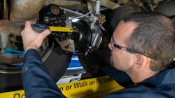 During roadside examinations, inspectors measure brake strokes at 90 to 100 psi of application pressure. During roadside examinations, inspectors measure brake strokes at 90 to 100 psi of application pressure.