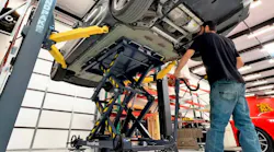 The EV4000SL has a 4,000-lb. capacity and the capability to elevate to more than 6’ in less than 20 seconds.