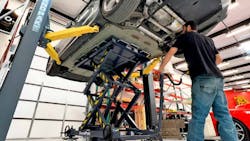 The EV4000SL has a 4,000-lb. capacity and the capability to elevate to more than 6’ in less than 20 seconds. The EV4000SL has a 4,000-lb. capacity and the capability to elevate to more than 6’ in less than 20 seconds.