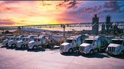 Cummins is testing its X15N 15-liter engine in both the Kenworth and Peterbilt brands. Cummins is testing its X15N 15-liter engine in both the Kenworth and Peterbilt brands.