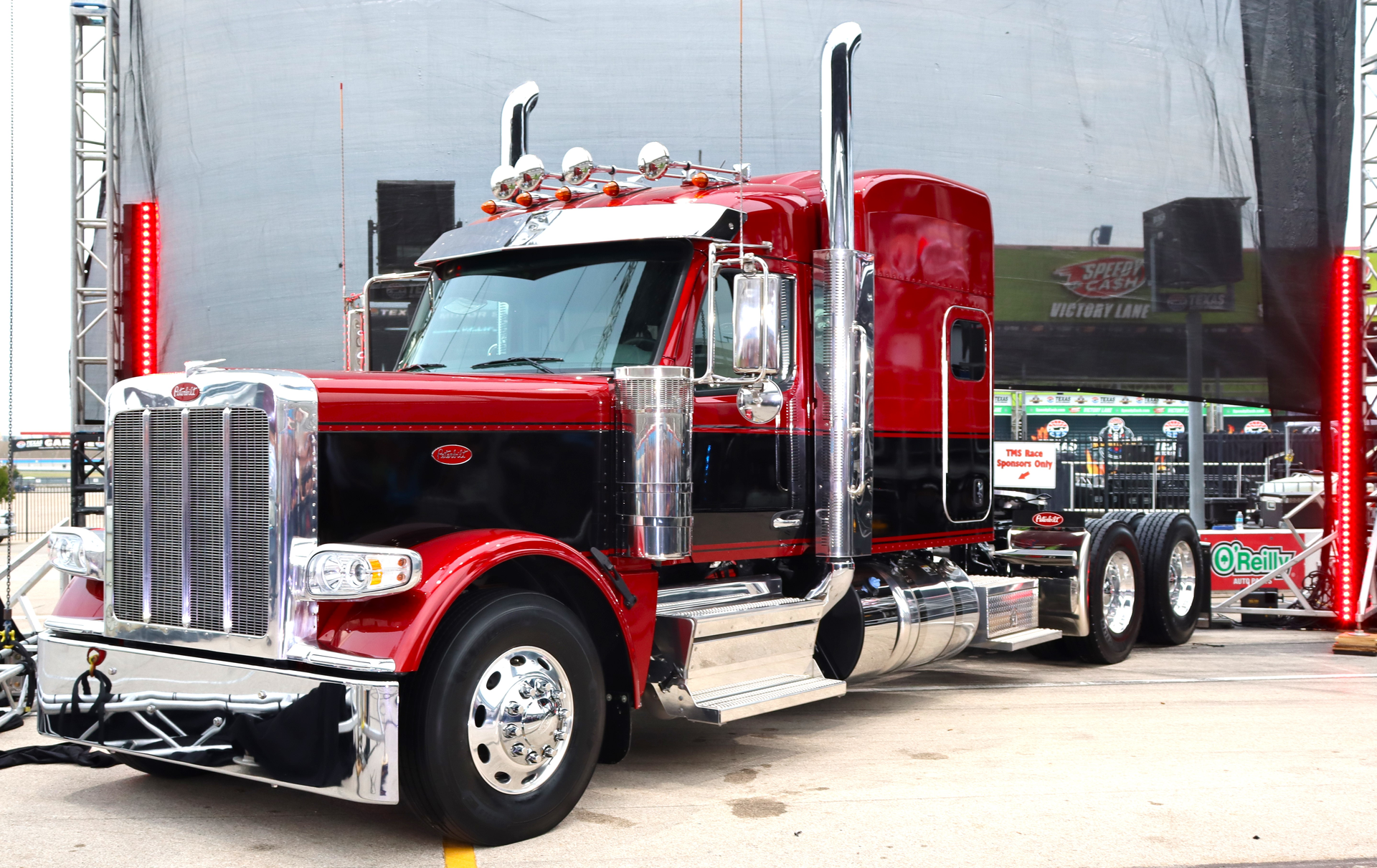 Peterbilt Model 589 First Look Fleet Maintenance   589 Legendary Jason Mcdaniel.645ba4af5b538 