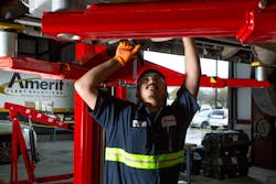 Lifts position work at the most ergonomically comfortable height. Lifts position work at the most ergonomically comfortable height.