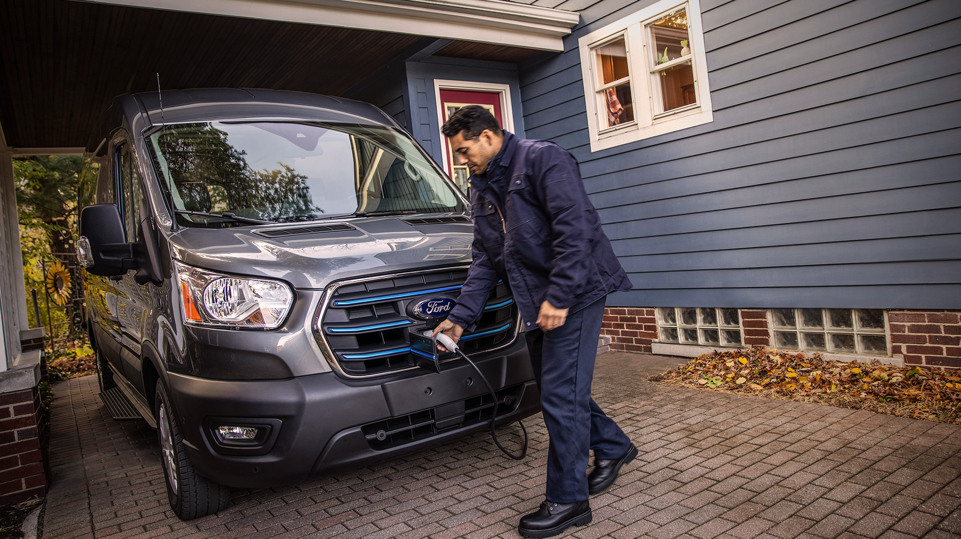 01 All New Ford E Transit 07