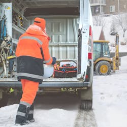 Optimal air pressure is important for good traction on icy roads. Optimal air pressure is important for good traction on icy roads.