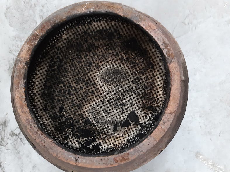 Visible soot on the outlet side of a DPF is an indication of internal cracking. When this is the case, the DPF should be replaced.