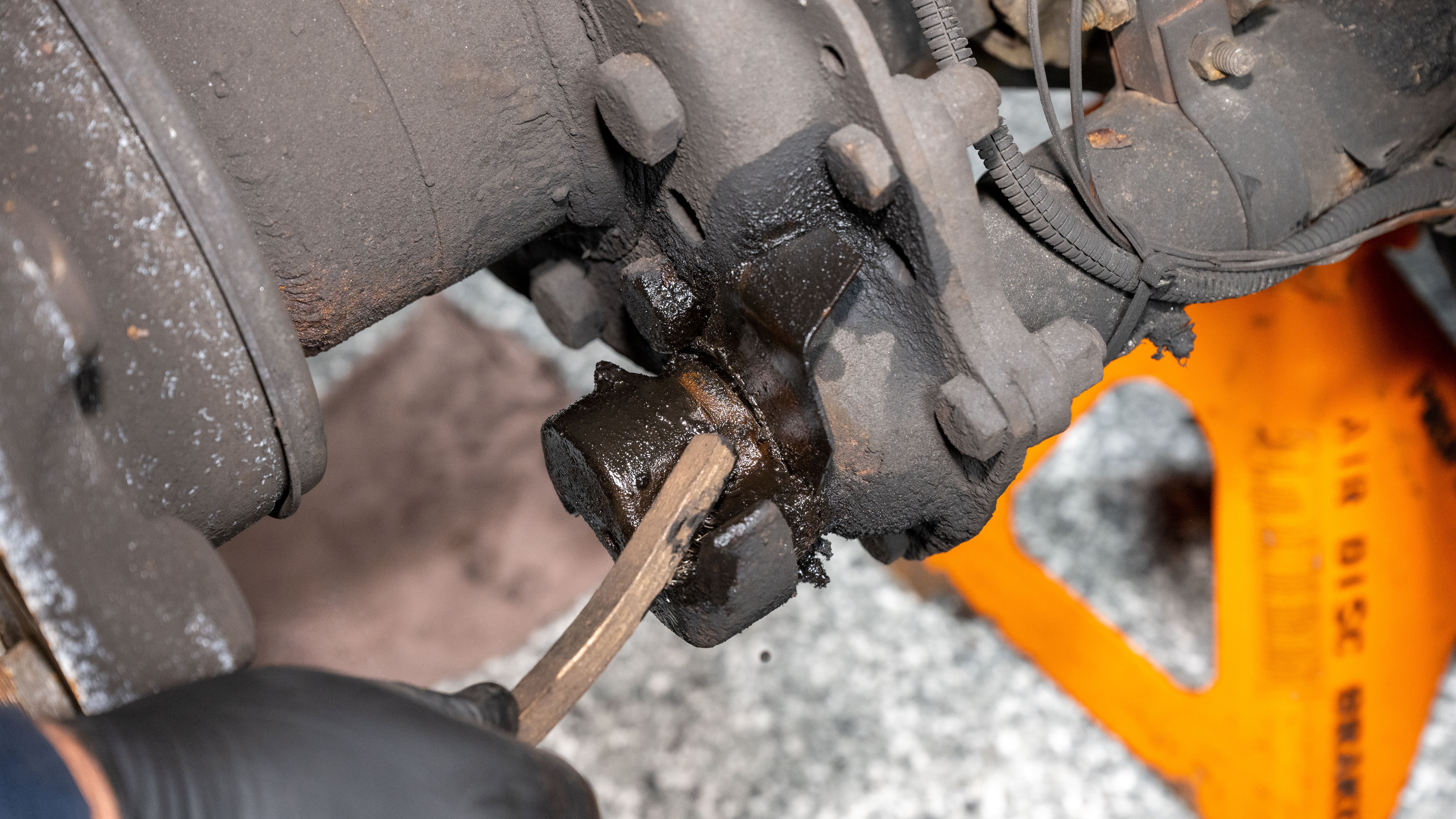 6565109049a802001e30d1b4 Bendix 2327