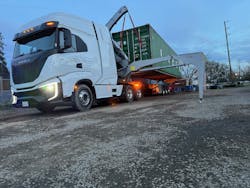 Coyote Container's TRE FCEV delivers a loaded container in Windsor, California Coyote Container's TRE FCEV delivers a loaded container in Windsor, California