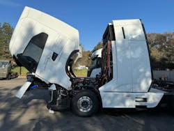 The TRE FCEV's split cab allows drivers to check coolant tanks and suspension systems during their pre-trip inspection. The TRE FCEV's split cab allows drivers to check coolant tanks and suspension systems during their pre-trip inspection.