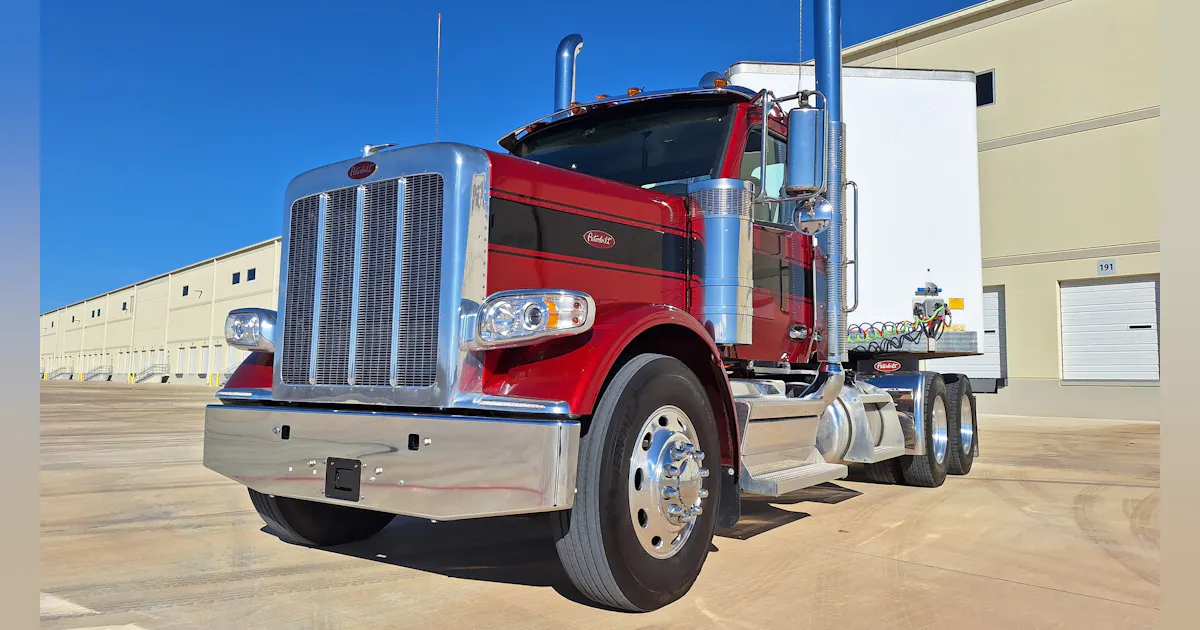 New Peterbilt 589 offers traditional styling, strong performance ...