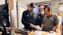 Al Oramas meets with technicians Al Oramas meets with technicians