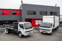 The new Rizon e18Mx and e18Lx offer payload capacities up to 18,850 lb. for urban and local deliveries. The new Rizon e18Mx and e18Lx offer payload capacities up to 18,850 lb. for urban and local deliveries.