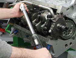 When tightening with a torque wrench, avoid quick/jerky movements. Use a steady, smooth pull and support the drive head to help keep the socket wrench engagement straight and in line with the fastener. When tightening with a torque wrench, avoid quick/jerky movements. Use a steady, smooth pull and support the drive head to help keep the socket wrench engagement straight and in line with the fastener.