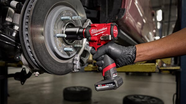 M12 FUEL Stubby 1/2' Impact Wrench Kit