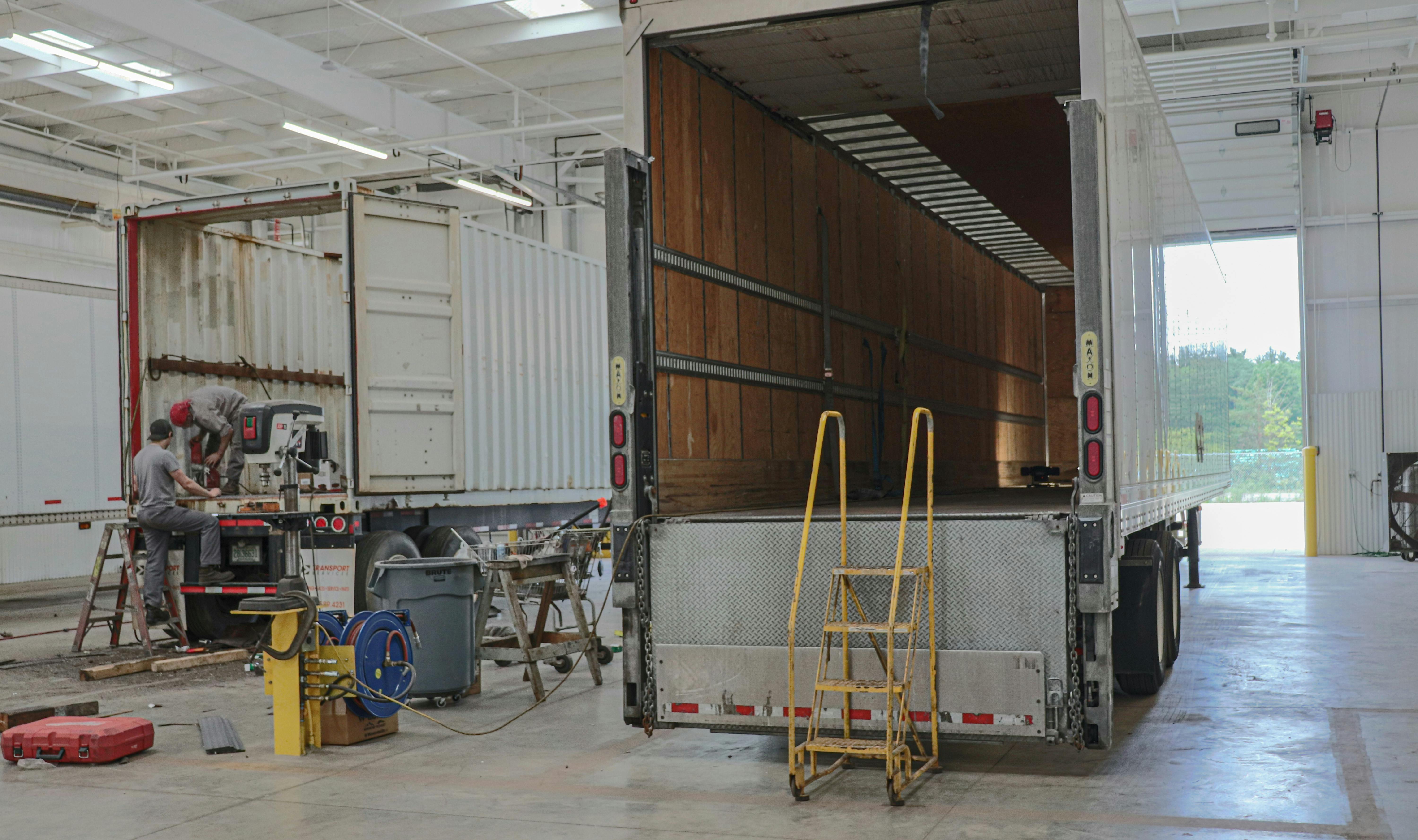 66c7833e661293482a44c0ea Tsitrailershop