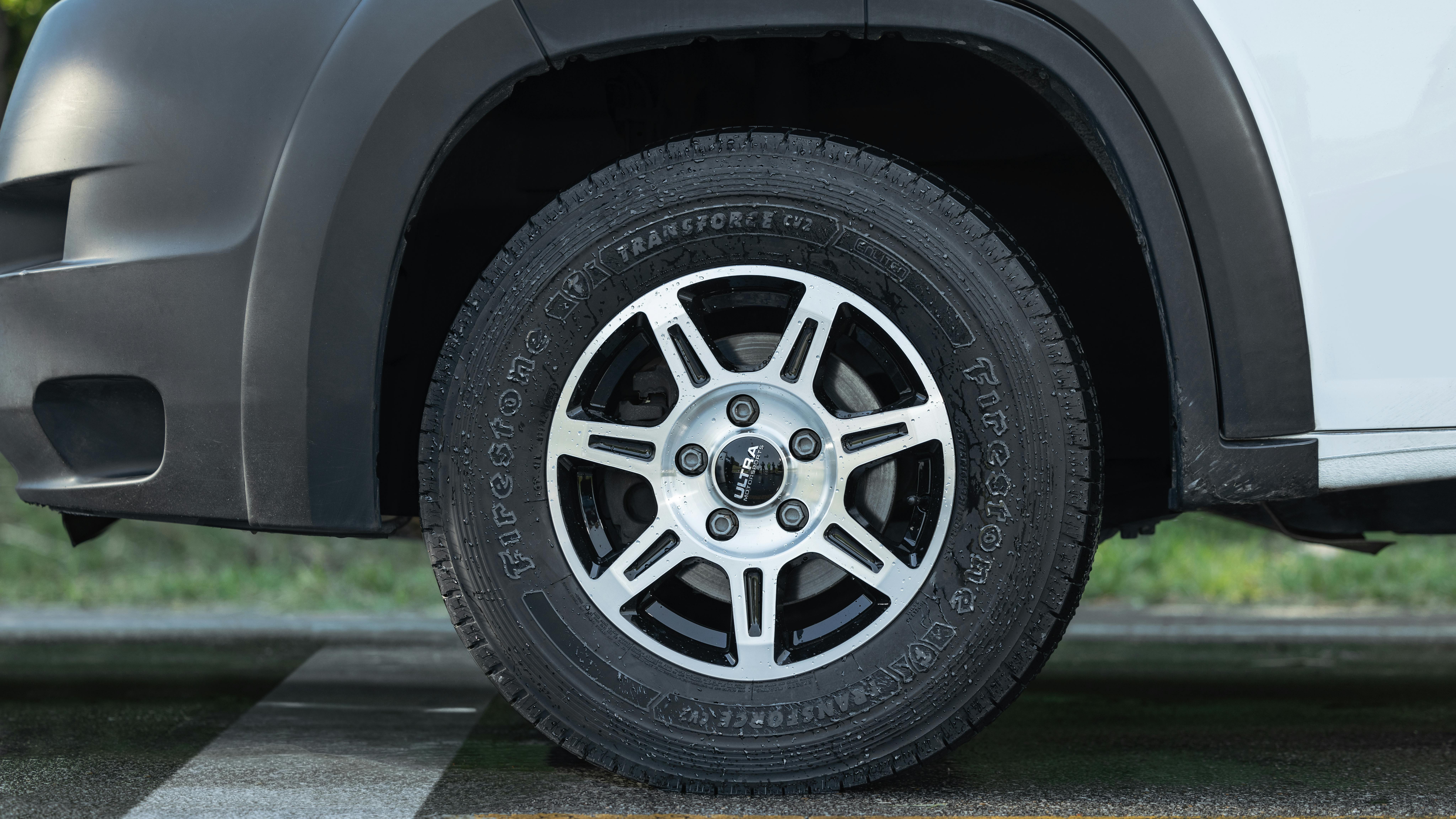 firestone-transforce_cv2_xp_2062_v3-tire