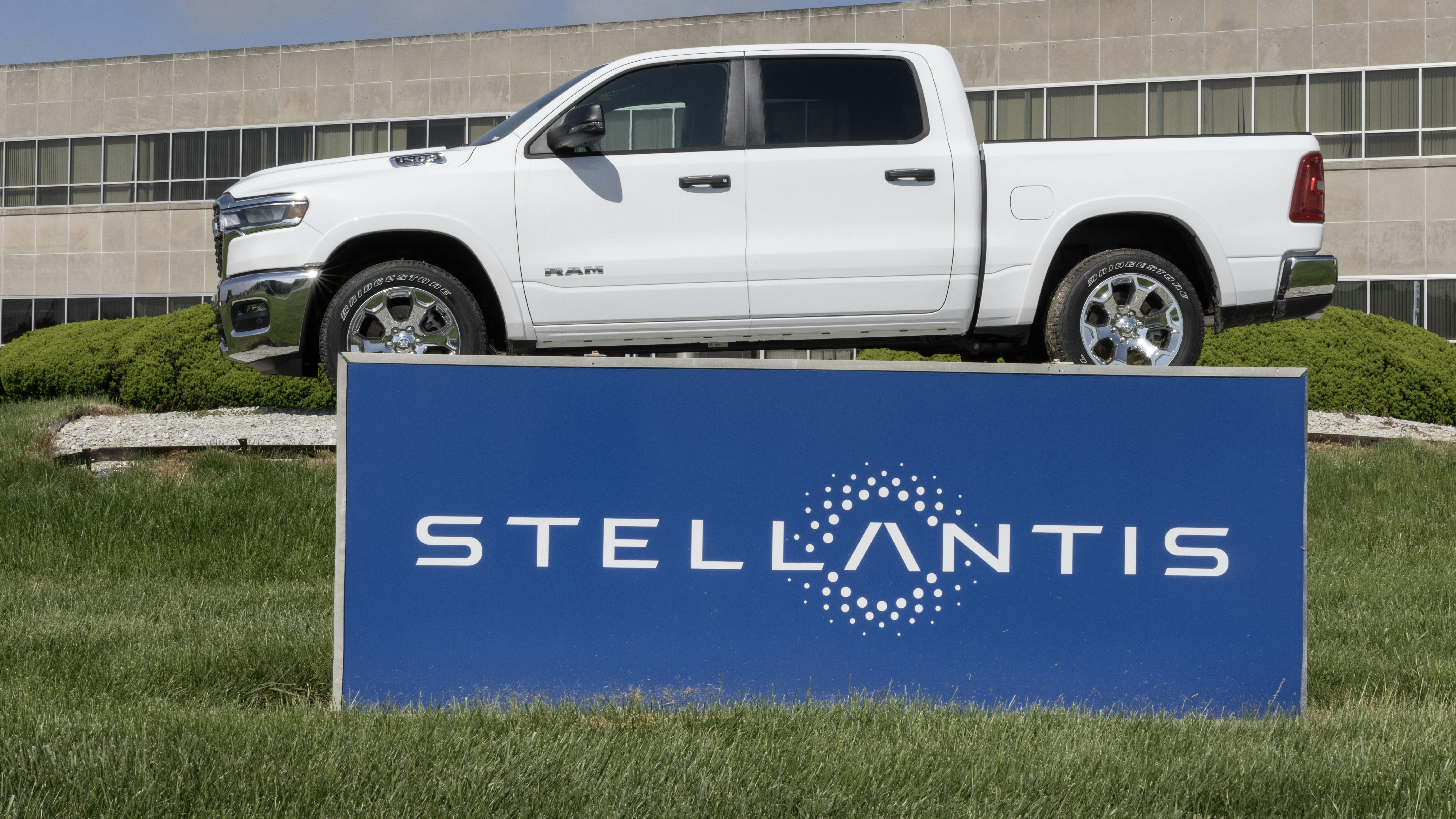 6709ab16680c054872287c18 Dreamstime Xxl 318225175