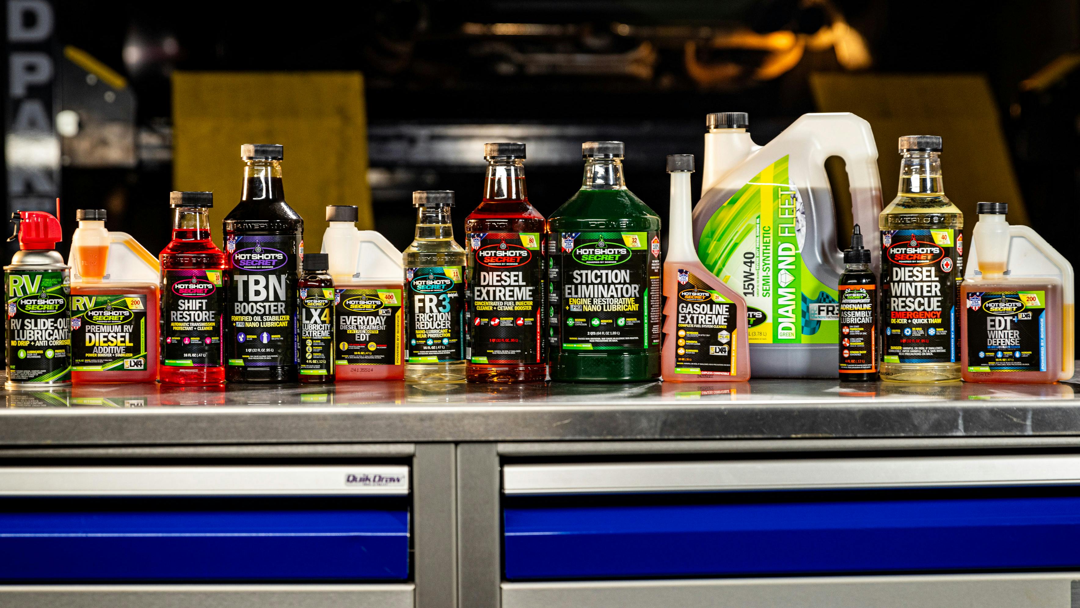 hssfamily_largeassortmentworkbenchlift1