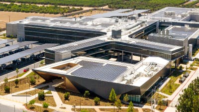 67658883dc036960b1c87de5 Mdn Campus Drone Hero